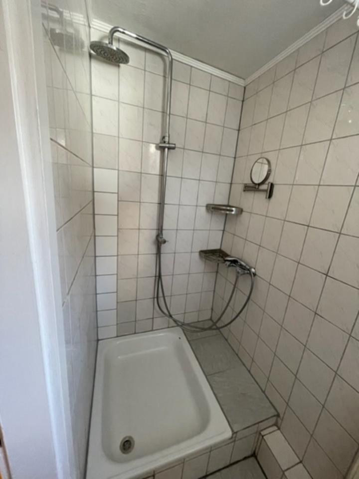 Thumbnail-2 ZImmer Küche Bad in bester Lage direkt am Weinberg 3.OG