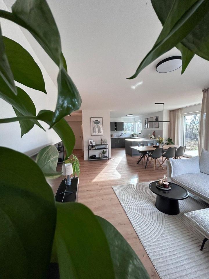 Thumbnail-Einziehen und Wohlfühlen: Moderne 2,5-Zimmer Wohnung mit Terrasse Balkon in Horb