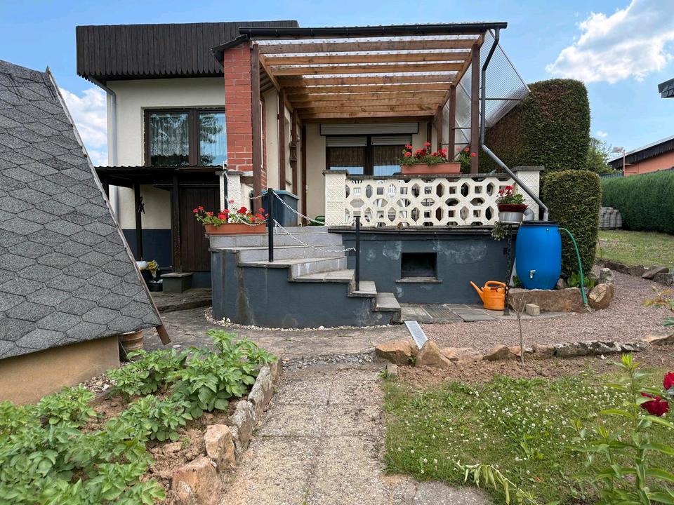 Thumbnail-Wochenendhaus Massiv auf Eigentumsland