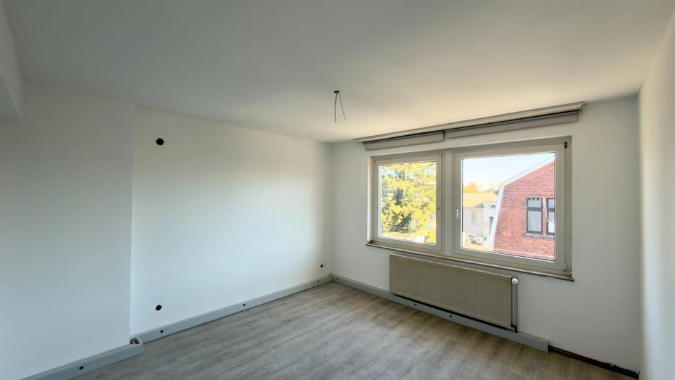 Thumbnail-Modernisiert & Helle 2 Zimmer Wohnung inkl. Küche im Mietpreis