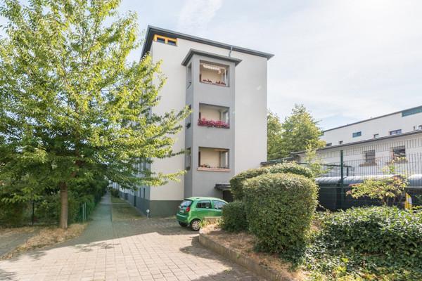 Thumbnail-Einfach einziehen: top renovierte 4-Zimmer Wohnung in Cracau!