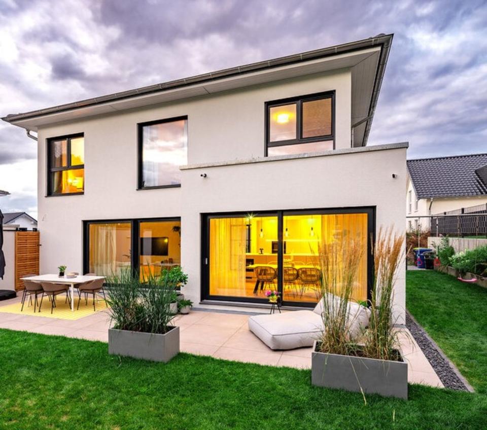 Thumbnail-Erstbezug! EFH , 2.714 m² Grst. und Vollkeller