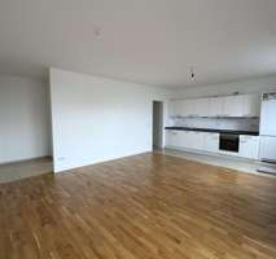 Thumbnail-moderne Erdgeschosswohnung mit großzügiger Terrasse