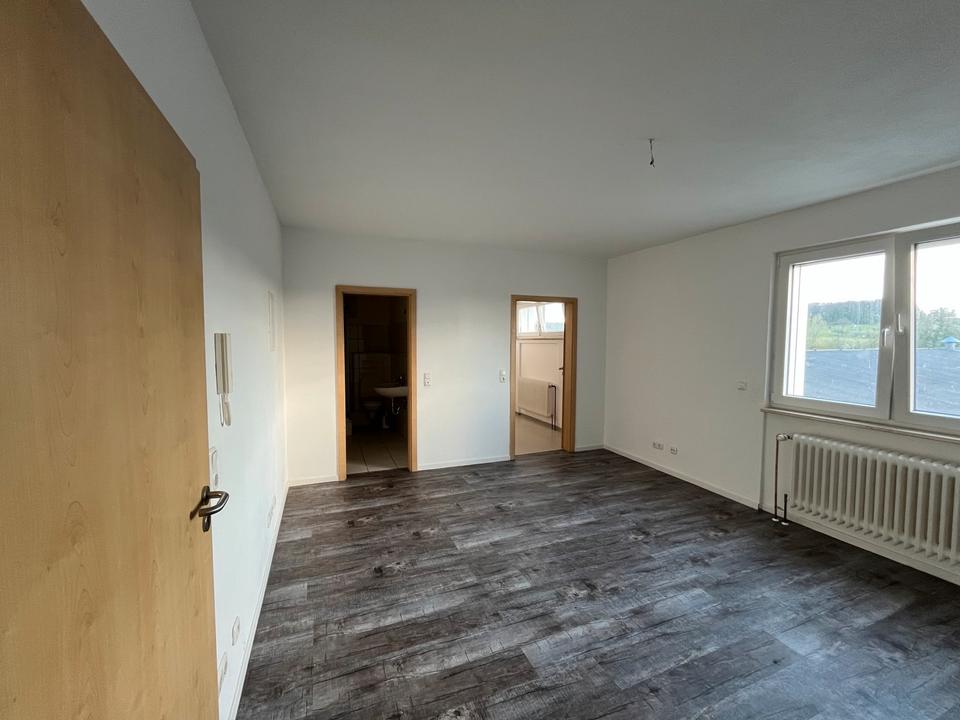 Thumbnail-Attraktive 1 Zimmer Wohnzng in zentraler Lage von Staufenberg zu