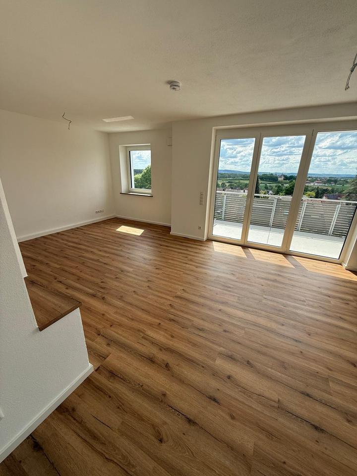Thumbnail-Kernsanierte 3-Zimmer-Wohnung in Memmelsdorf mit Schlossblick