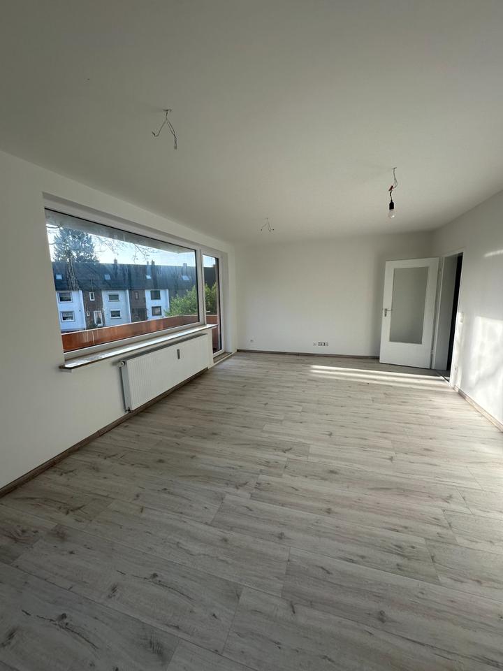 Thumbnail-Kernsaniert! 3-Zimmer-Wohnung mit Balkon & Garage in Huchting