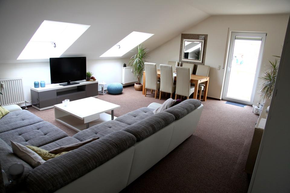 Thumbnail-Großzügig geschnittene 2-Zimmer-DGW (70qm) + Mansarde in Neuberg