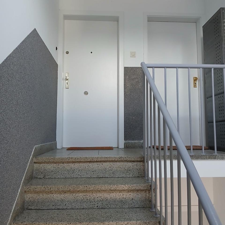 Thumbnail-Attraktive 3 Zimmer-Wohnung Köln Ostheim 45qm Dachgeschoss