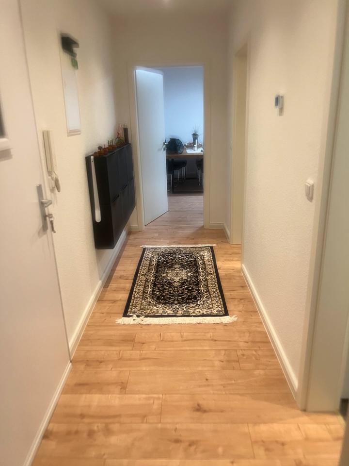 Thumbnail-HELLE & MÖBELIERTE 2 Zimmer Wohnung