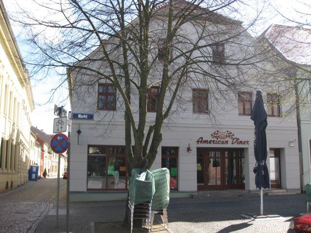 Thumbnail-kleine Wohnung im Zentrum der Stadt