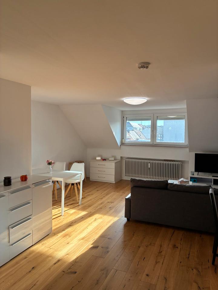 Thumbnail-Möblierte 1,5-Zimmer-Apartment in Nürnberg Altstadt mit Aufzug