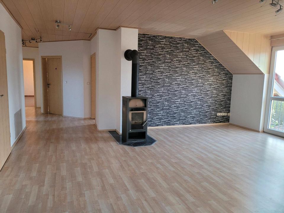 Thumbnail-Sonnige 4 Zimmer Wohnung in Höpfingen-Waldstetten