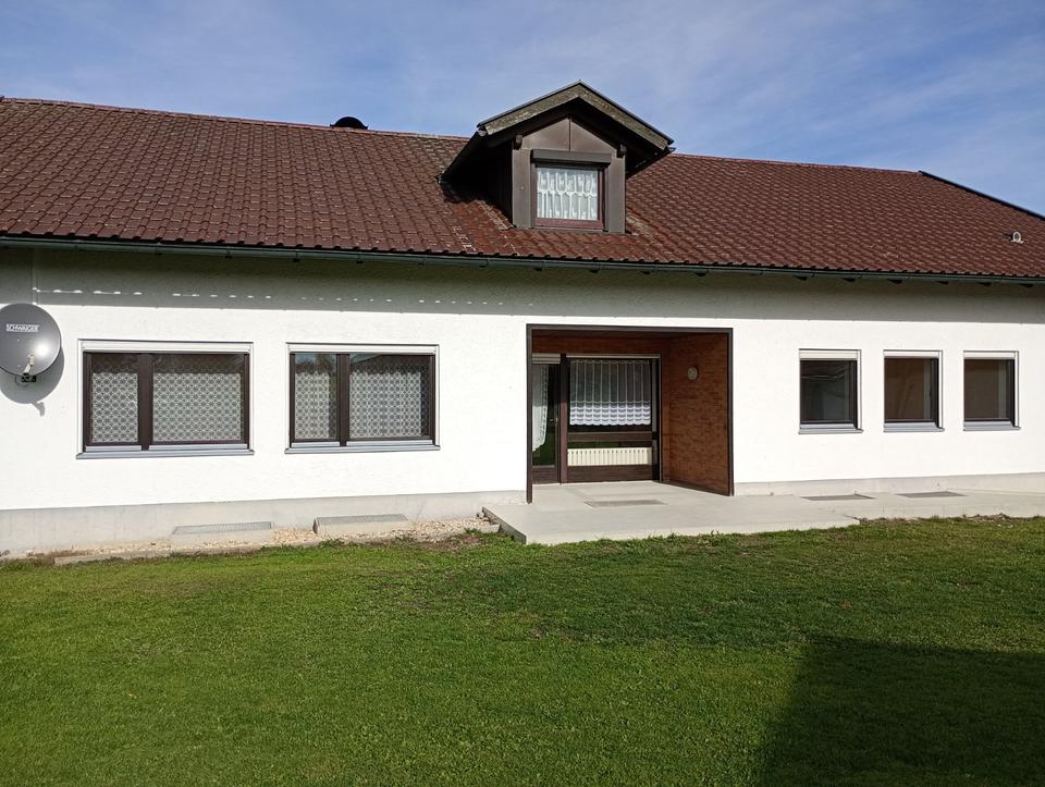 Thumbnail-5 Zimmer Wohnung, 135 m², Garage, Glasfaseranschluss