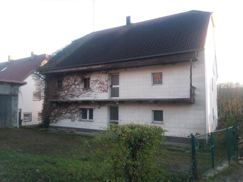 Thumbnail-Altes Bauernhaus Sanierungsobjekt zu Verkaufen