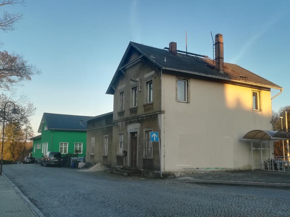 Thumbnail-SAB Familienwohnen 1,8% Zins – Schnäppchen-Haus