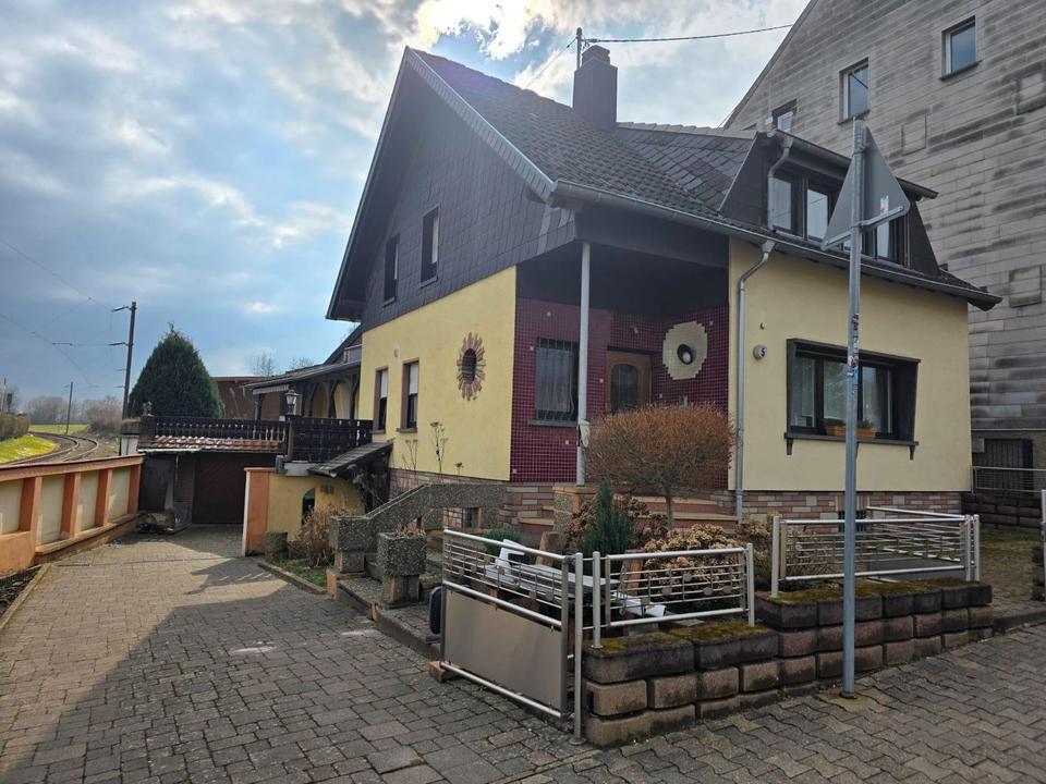 Thumbnail-Vermietetes Zweifamilienhaus – stabile Kapitalanlage