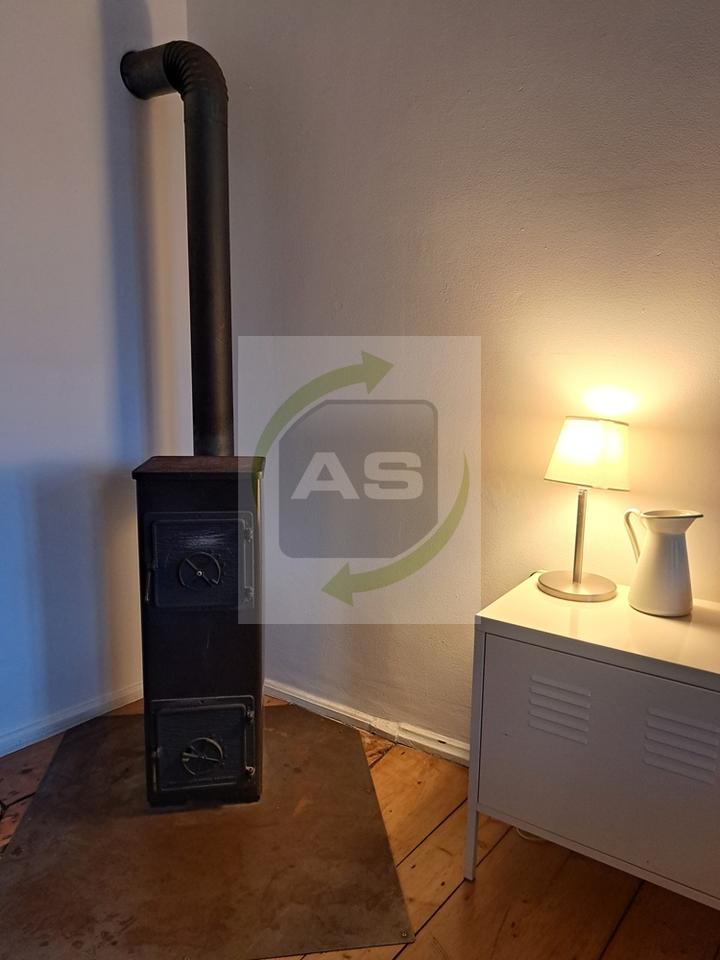 Thumbnail-Charmantes Wohnen mit Kamin & Stuck