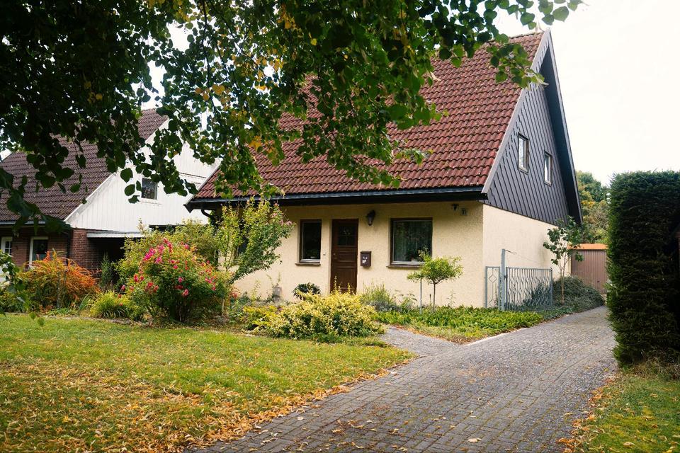 Thumbnail-Idyllische EFH an einer Lindenallee - Provisionsfrei -