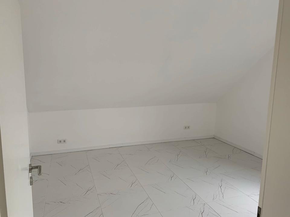 Thumbnail-Schöne neu renovierte Wohnung in OB-Holten miFußbodenheizung