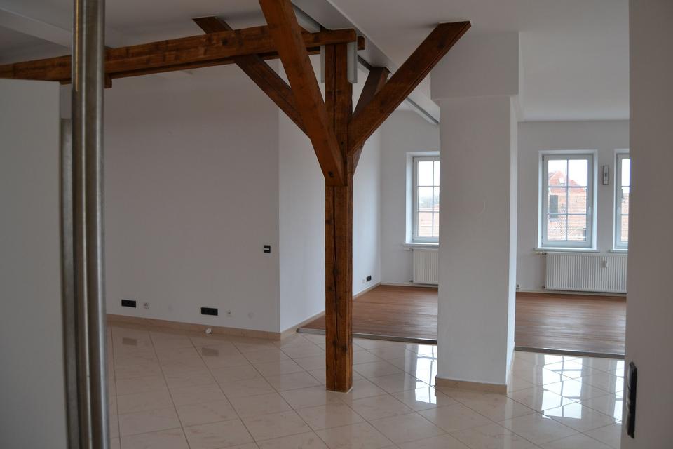 Thumbnail-großzügige Dachgeschosswohnung über den Dächern der Altstadt