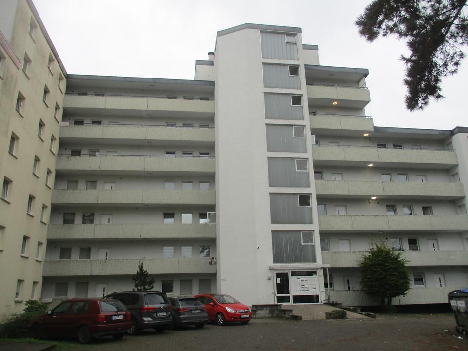 Thumbnail-Gemütliche 3 Zimmer m. Balkon, 3. OG m. Aufzug, Arnsberg, Neheim -Hüsten, Delecker Straße 4a