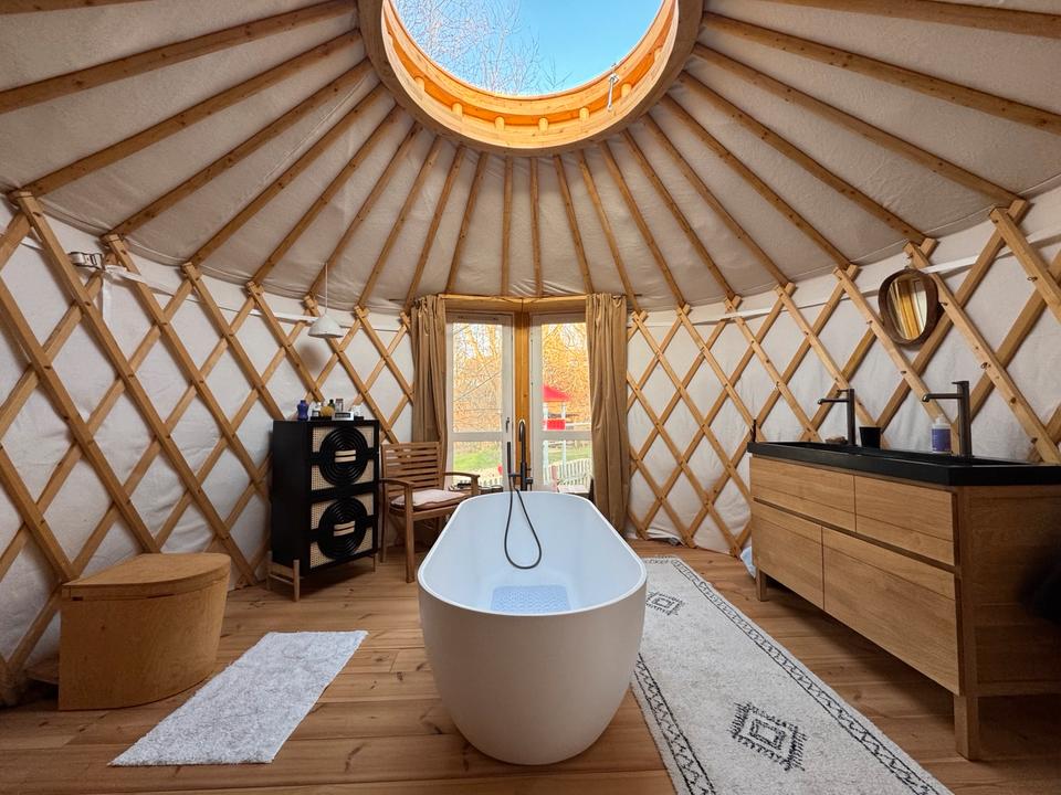 Thumbnail-Jurten 7m + 4m Fußbodenheizung winterfest Öko Holz Stroh NATUR