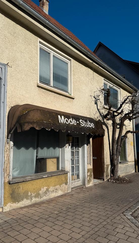 Thumbnail-Wohn- und Geschäftshaus