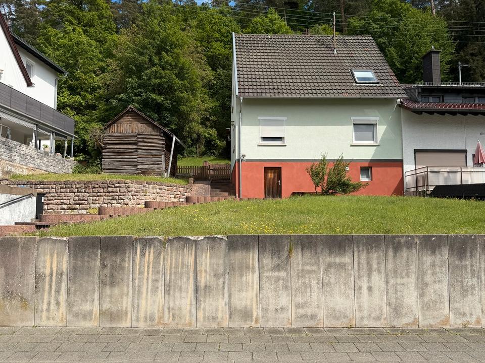 Thumbnail-Einfamilienhaus in Mölschbach direkt am Waldrand