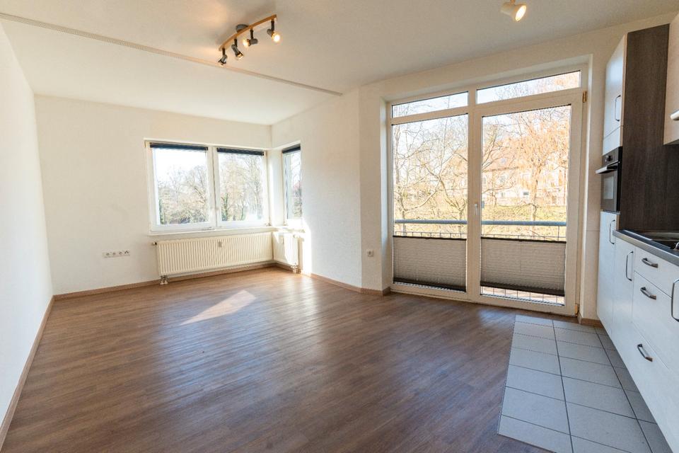 Thumbnail-Senioren-Wohnung am Schwanenteich in Emden mit Blick aufs Wasser