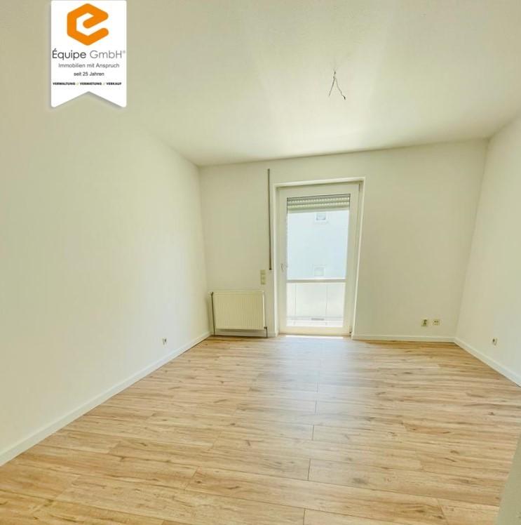 Thumbnail-Großzügige Balkonwohnung mit Tageslichtbad inkl. Wanne & Dusche!