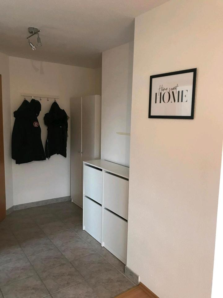 Thumbnail-3-Zimmer Wohnung, Zeuzleben, DG, Balkon,EBK, Stellplatz