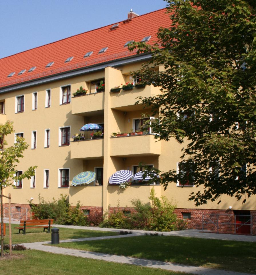 Thumbnail-Lichtdurchflutete 3-Zimmer Wohnung in der Curiesiedlung mit Tiefgarage und Gartenblick