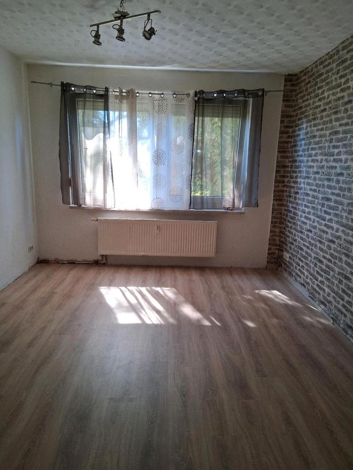 Thumbnail-Dreiraumwohnung in Kostitz ab sofort