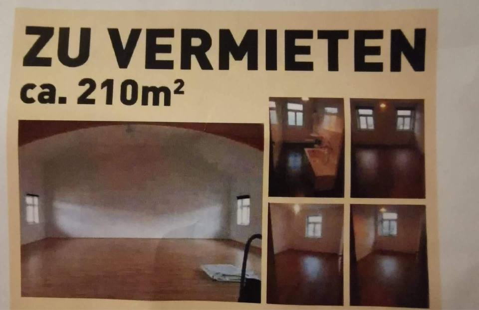 Thumbnail-LagerBüroAtelier 210 qm zu vermieten