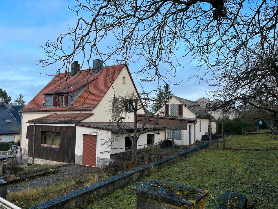 Thumbnail-Grundstück mit Haus Baujahr 1953 in Höchberg zu verkaufen