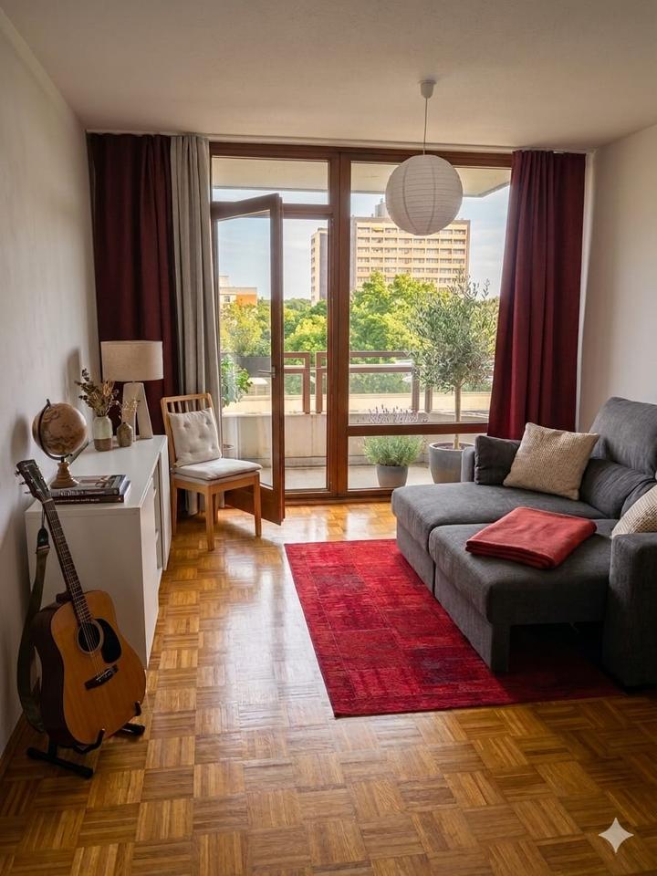 Thumbnail-54 m² Wohnung mit Balkon in Köln Neubrück