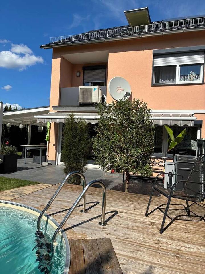 Thumbnail-Wunderschönes Haus mit Pool