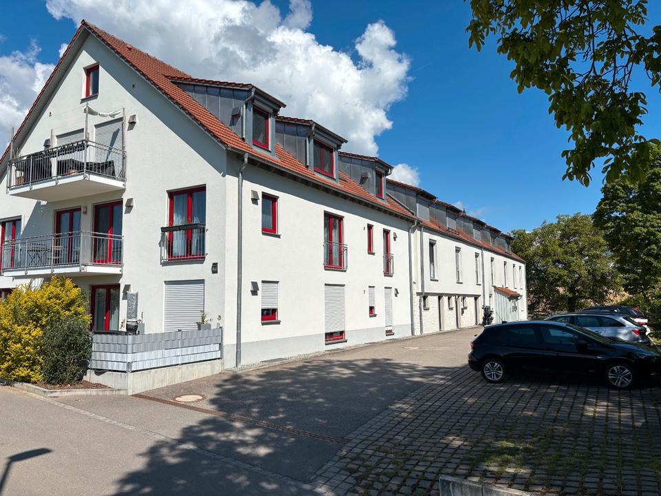 Thumbnail-1 Zim. App. 27 qm neuwertig, Rgbg Süd, Uninähe, f. Studenten