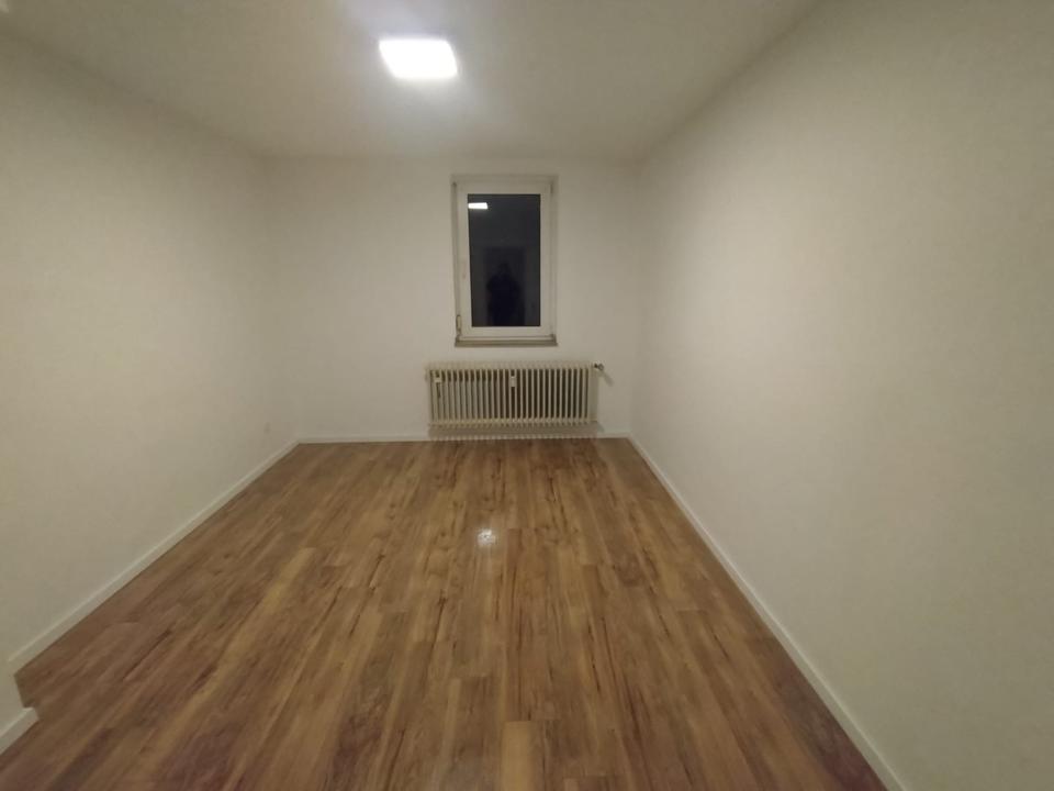 Thumbnail-1,5 Zi-Wohnung mit Küche und Garage