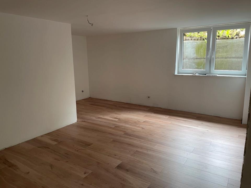 Thumbnail-Zwei Zimmer Wohnung zu vermieten