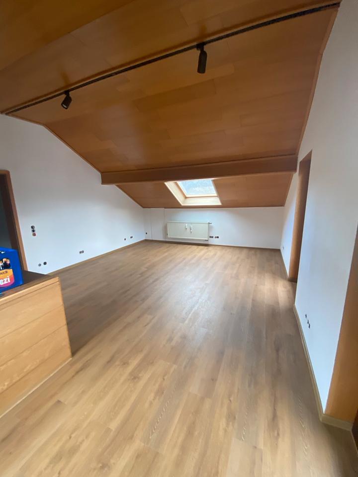 Thumbnail-DG - Mietwohnung mit Balkon 88qm; Hartenrod
