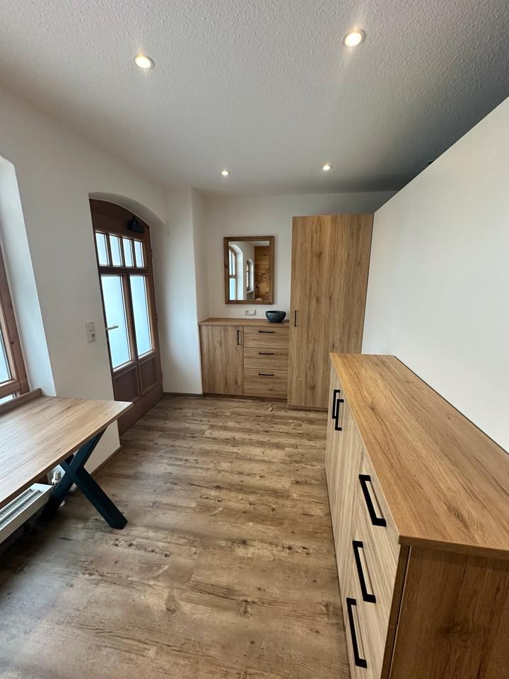 Thumbnail-Voll möblierte 35 m² Wohnung mit Schlafzimmer 01.01