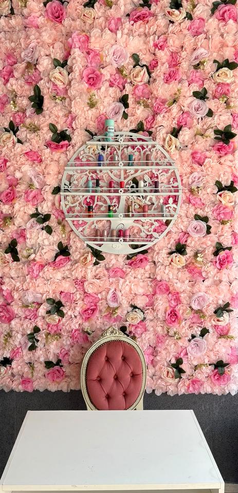 Thumbnail-Nagelstudio Platz Zu Vermieten