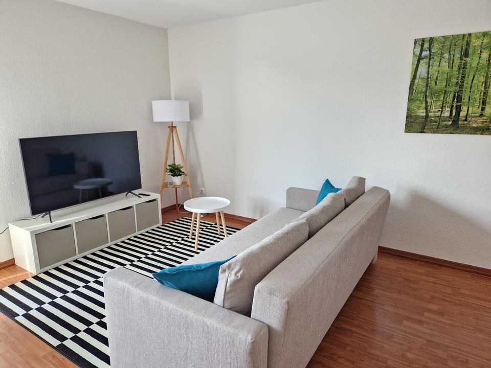 Thumbnail-ALL INCLUSIVE Vollständig Möblierte, stilvolle, modernisierte 2 Zimmer-Wohnung in Stuttgart Nord