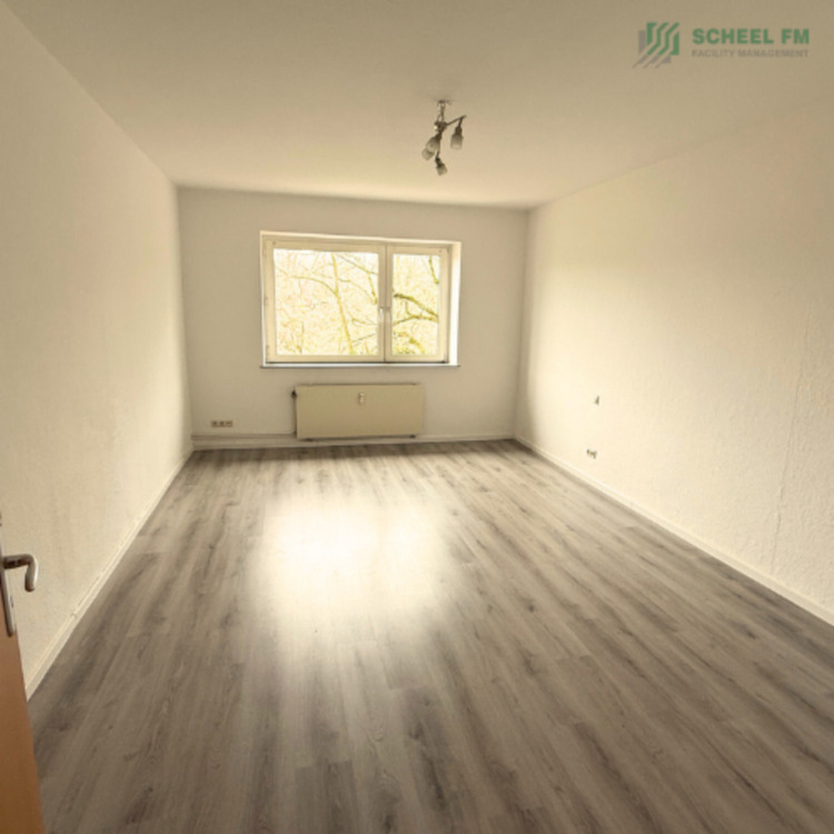 Thumbnail-Große 2 Zimmer Wohnung Wilhelmshaven Kurpark mit EBK große Wohnküche