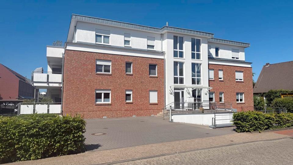 Thumbnail-Moderne + grosse Eigentumswohnung im Zentrum zu vermieten