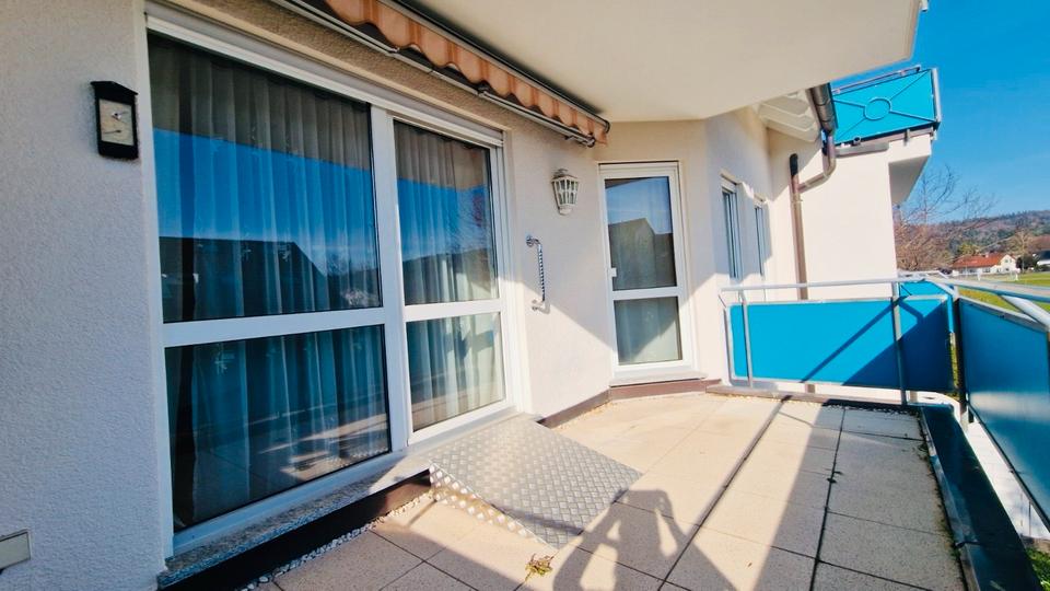 Thumbnail-Helle 3 Zimmer Wohnung mit Balkon im 2. OG Heimlicher Wasen