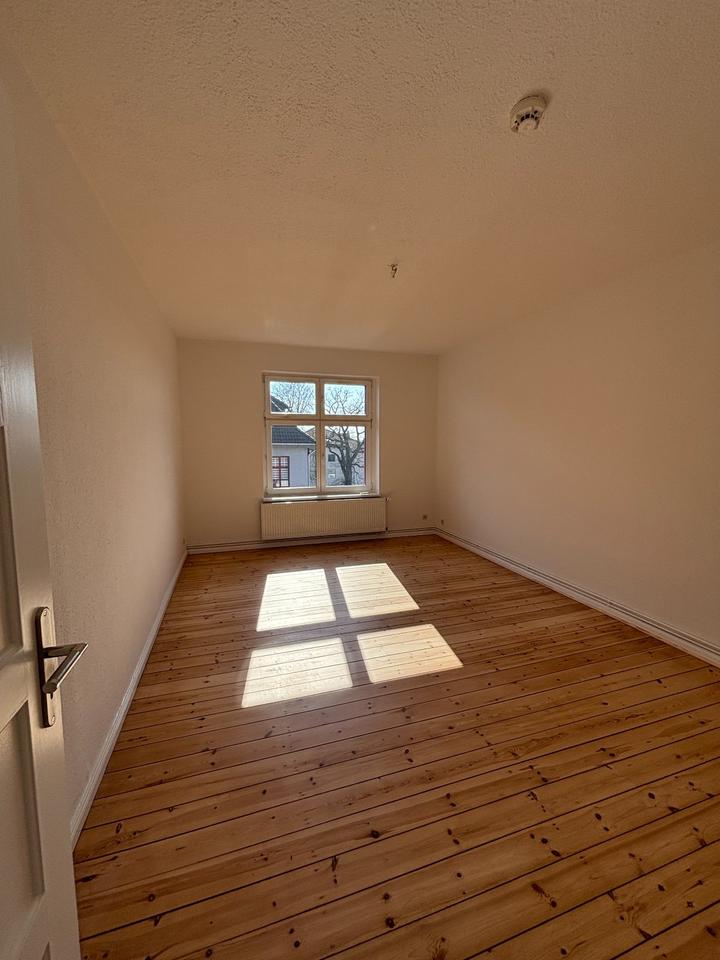 Thumbnail-Helle 3-Zimmer-Wohnung mit Echtholzboden und Abstellkammer