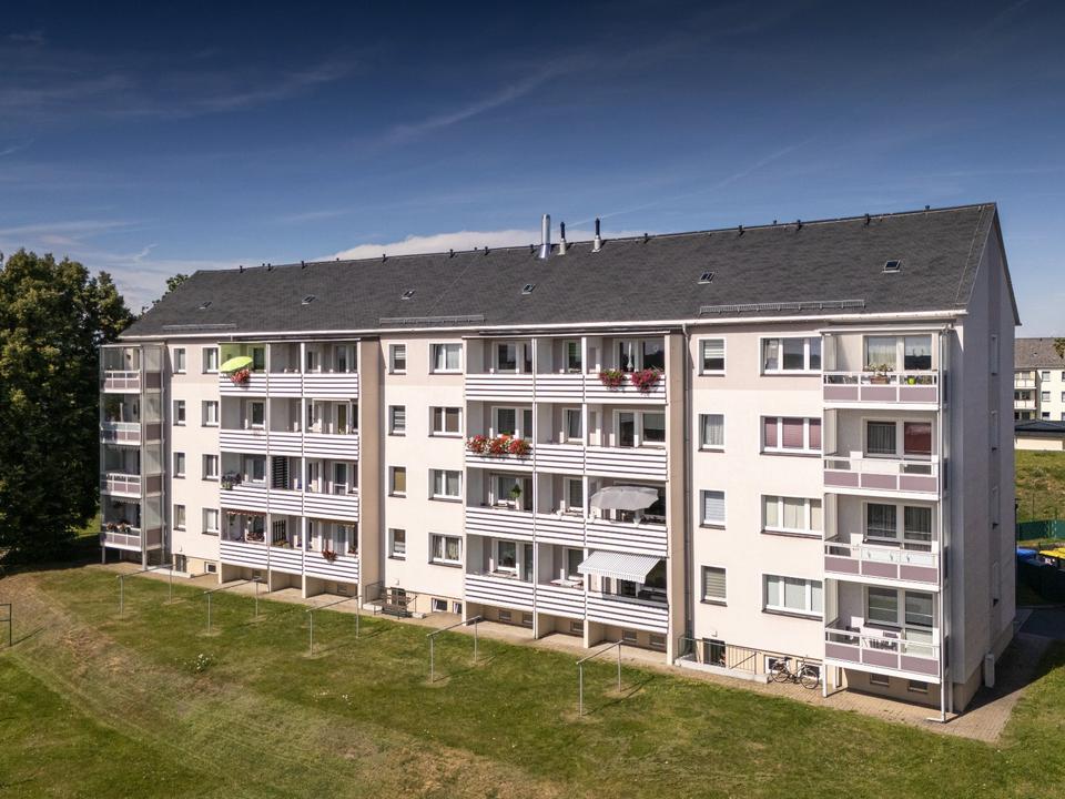 Thumbnail-Schöne 4- Raumwohnung mit großen Balkon