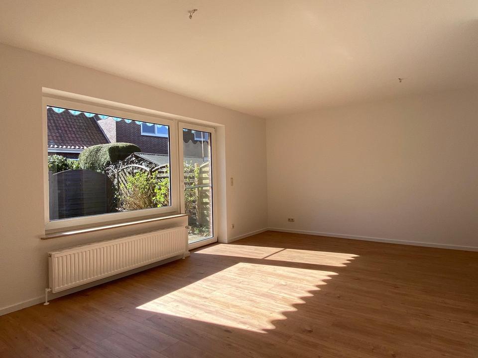 Thumbnail-Frisch renovierte Doppelhaushälfte mit großem Garten und Terrasse in ruhiger Lage